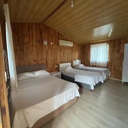 Atlas Bungalows Homestay *